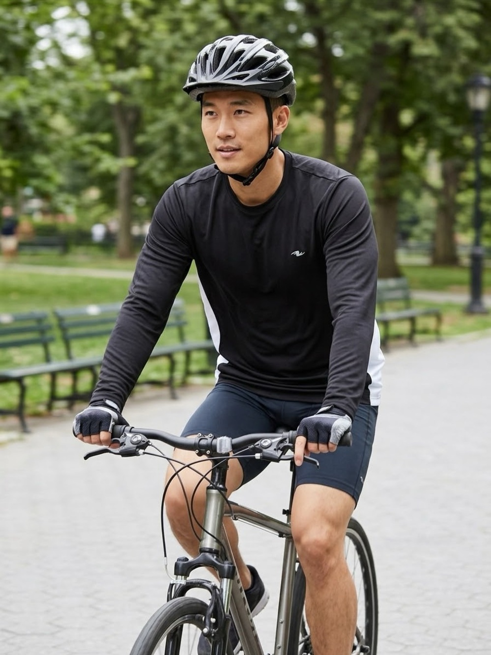 Sz M Men’s Athletic Works Black Long-Sleeve Active Tee